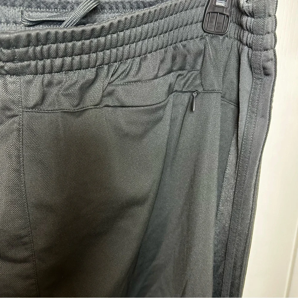 Adidas Essentials Stanford track pants Charcoal Gray Size 2XL classic Men’s